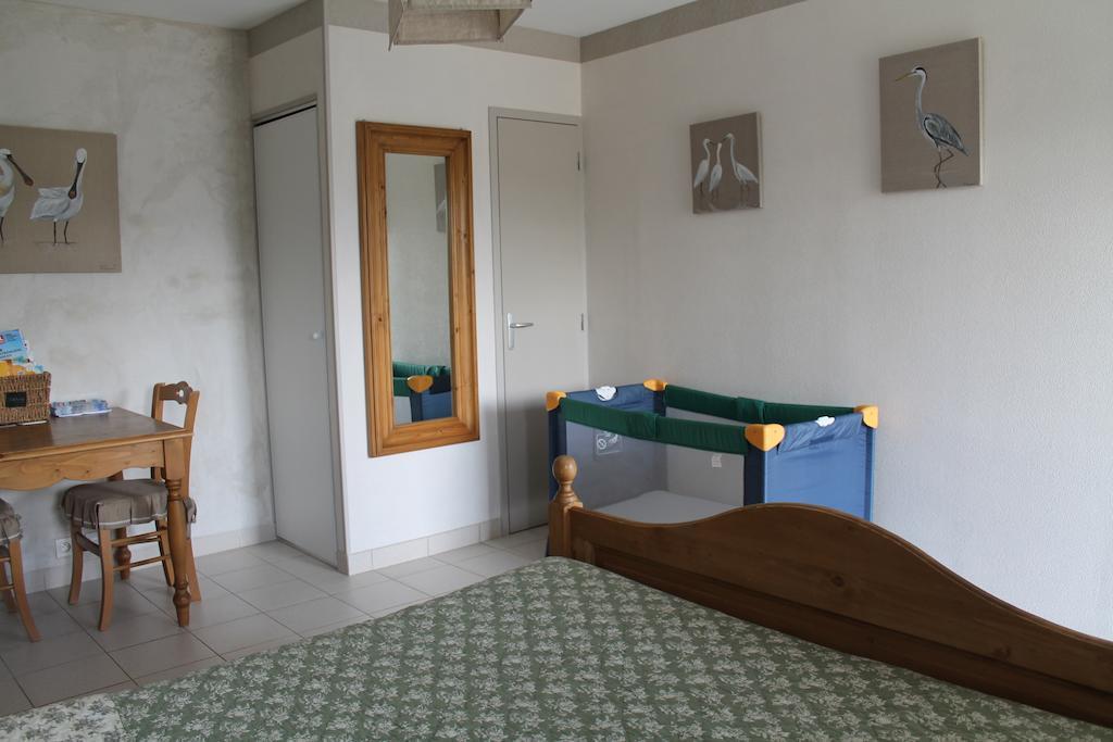 Bed and Breakfast La Ferme Du Vincin Ванн Номер фото